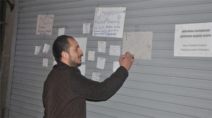 Hastalanan büfeciye yoğun ilgi