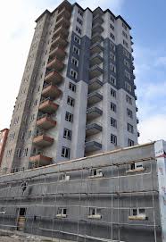 İşçiler sonunda çatıya çıktı