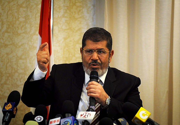 Mursi'nin danışmanı istifa etti