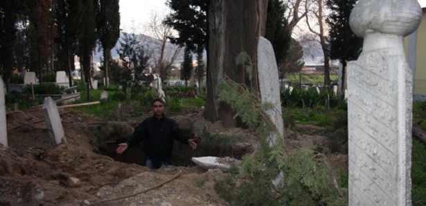 Rüyasında gören kazmayla geliyor!