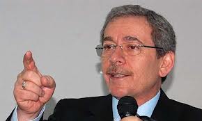 Şener Muhalifleri terörist ilan etti