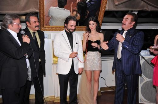 Ahmet Kural nişanlandı