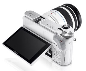 Samsung NX300 CES 2013'de!