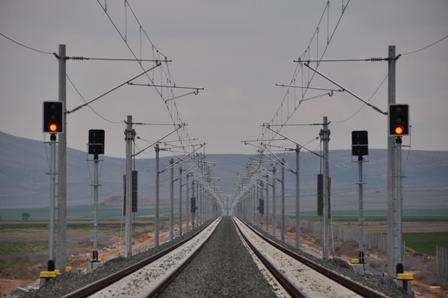 Karaman’da demiryolu arayışı