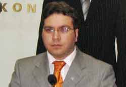AK Parti başarılı