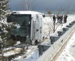Kırşehir'de iki otobüs devrildi