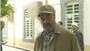 Kadir İnanır'a büyük ayıp