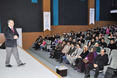 Velilere “Okul Evde Başlar” semineri