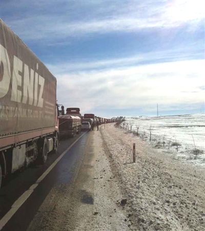 Kar nedeniyle kapanan Konya-Ankara ve Aksaray yolu açıldı
