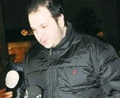 Cem Yılmaz'ı bırak eşofmana bak!