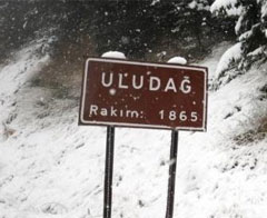 Uludağ'da kar kalınlığı 160 santimetre