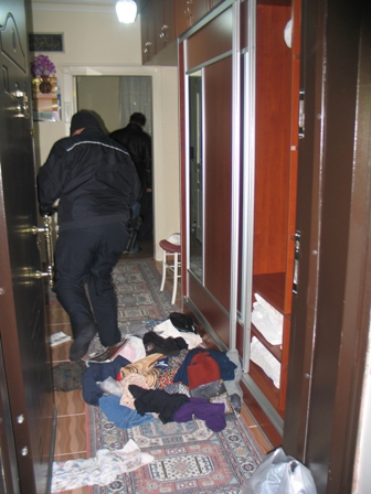 Kapı içeriden kilitlenince hırsızlık fark edildi