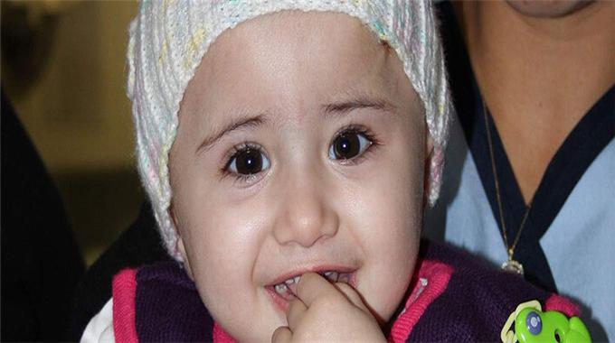 Esad'ın bombaları onu öksüz ve yetim bıraktı