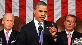 Obama yemin ederken elini iki İncil üzerine koyacak