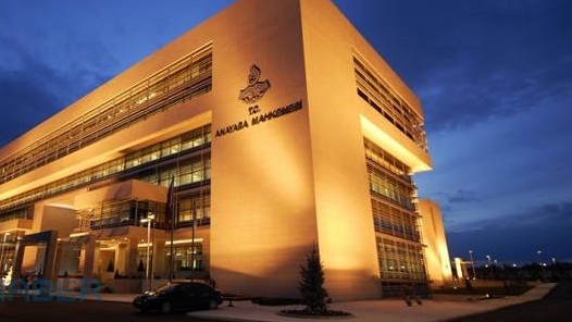 3 siyasi parti için kapatma kararı