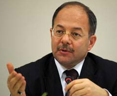 Sağlık Bakanı'ndan Ayşe Arman'a cevap