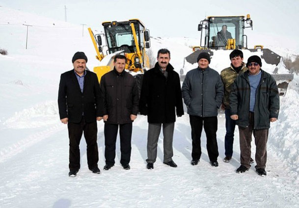 Karla mücadelenin kahramanları işbaşında