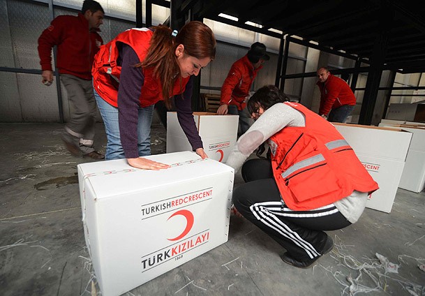 Türk Kızılayı'ndan Suriye'ye yardım