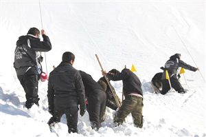 Bitlis ve Siirt'ten acı haber