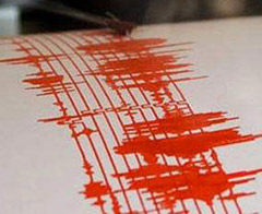 Ege'de peş peşe üç deprem