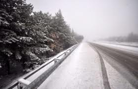 Seydişehir'e mevsimin ilk karı yağdı