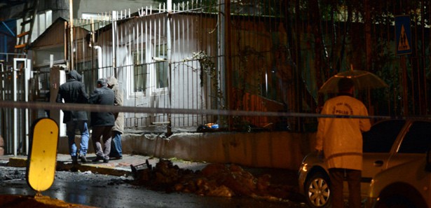 Akit gazatesi'den tepkili manşet