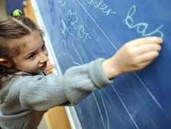 Özel okullarda kıyafeti veli seçecek