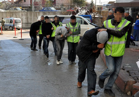 Konya’da hırsızlıktan 5 kişi yakalandı