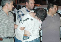 Küçük hırsız, polisleri bıktırdı