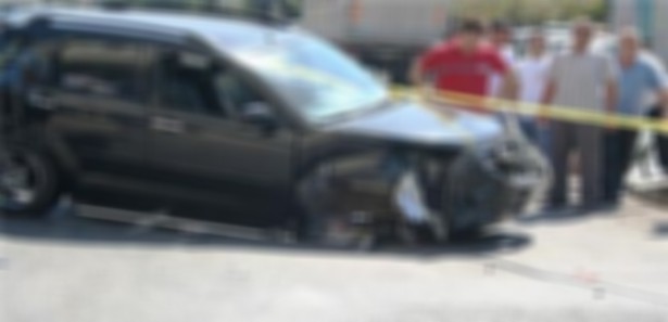 Tartıştığı babasını otomobille ezdi