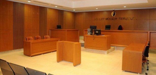 Mahkemede 'Kafana sıkacağım senin' dedi