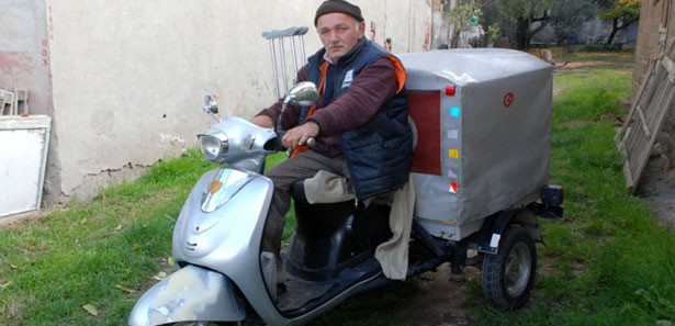 Ayağı kesildi ancak hayata küsmedi