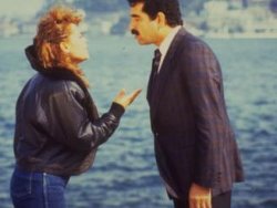 Hülya Avşar: İbo Mavi Mavi filmindeki gibi