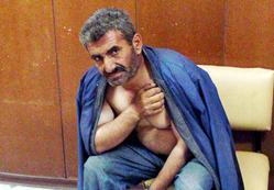 Kamyonet şarampole yuvarlandı