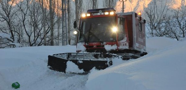 157 hastanın imdadına paletli ambulans yetişti