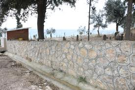 Akşehir yeni mezarlık ihata duvarları tamamlandı