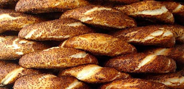 Mühendislik hayali kuran Suriyeli simitçi oldu