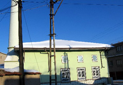 108 yıllık cami soyuldu