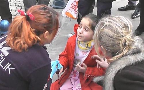 Kazada yaralanan minik hafize, annesi gelmeden hastaneye gitmedi