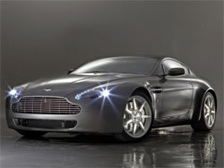 Aston Martin 100. yılını kutluyor