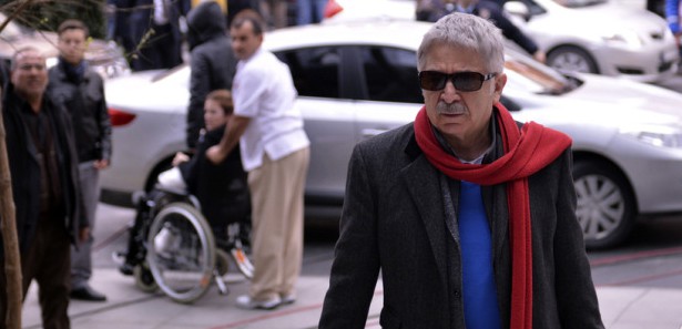 Mehmet Ali Birand'a ziyaretçi akını