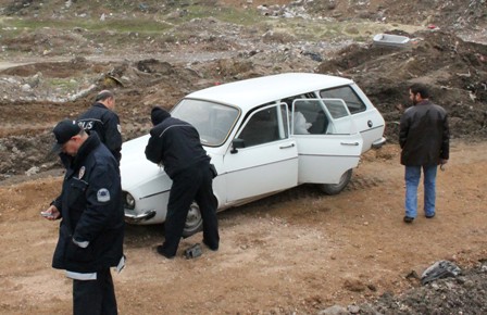 Çocuk şoförler 12 araba çaldı