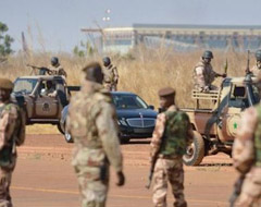 Cezayir'de rehine krizi sürüyor