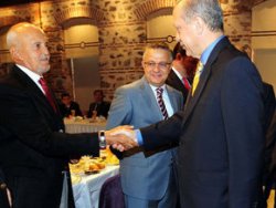 Erdoğan Birand için canlı yayına bağlandı