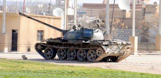 Muhalif tanklar Ceylanpınar'ın yanı başında