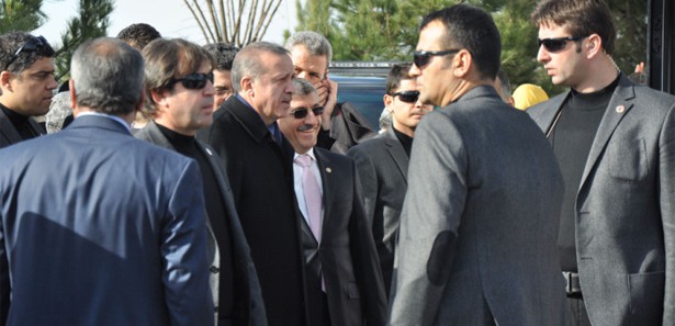 Başbakan'dan Mehmet Emin Er hocaya ziyaret