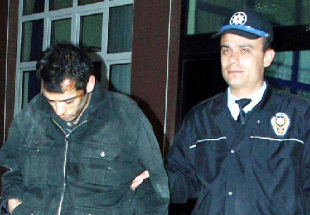 Evine giderken dayak yedi