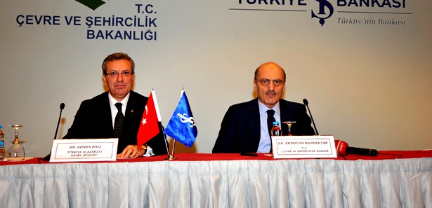 Dönüşüm için ilk imzayı İş Bankası attı