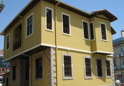 Tarihi binada hukuk savaşı sürüyor