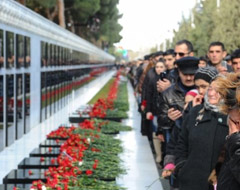 Bakü şehitleri Hollanda'da anıldı